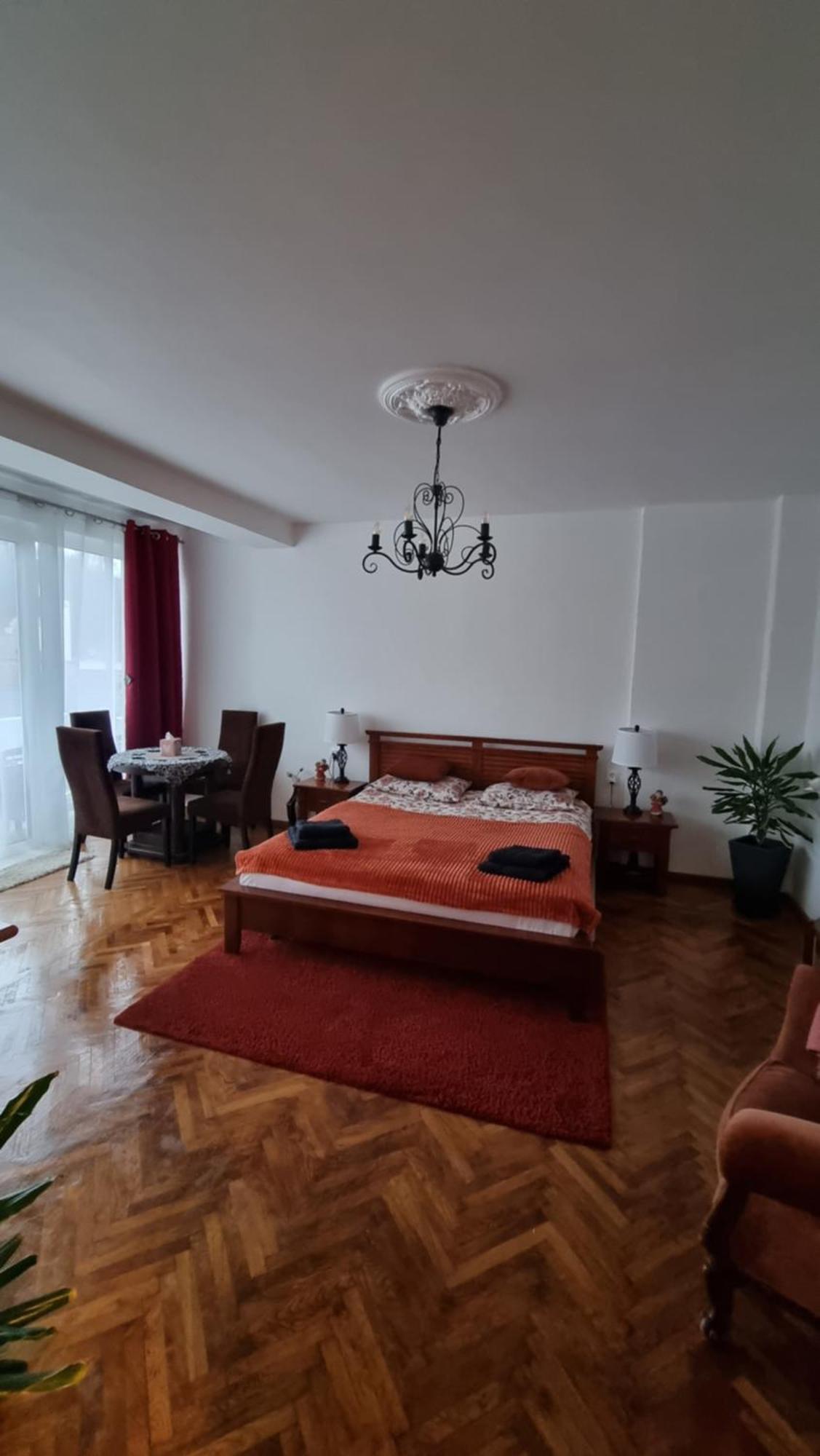Appartement Toma Boutique à Braşov Extérieur photo