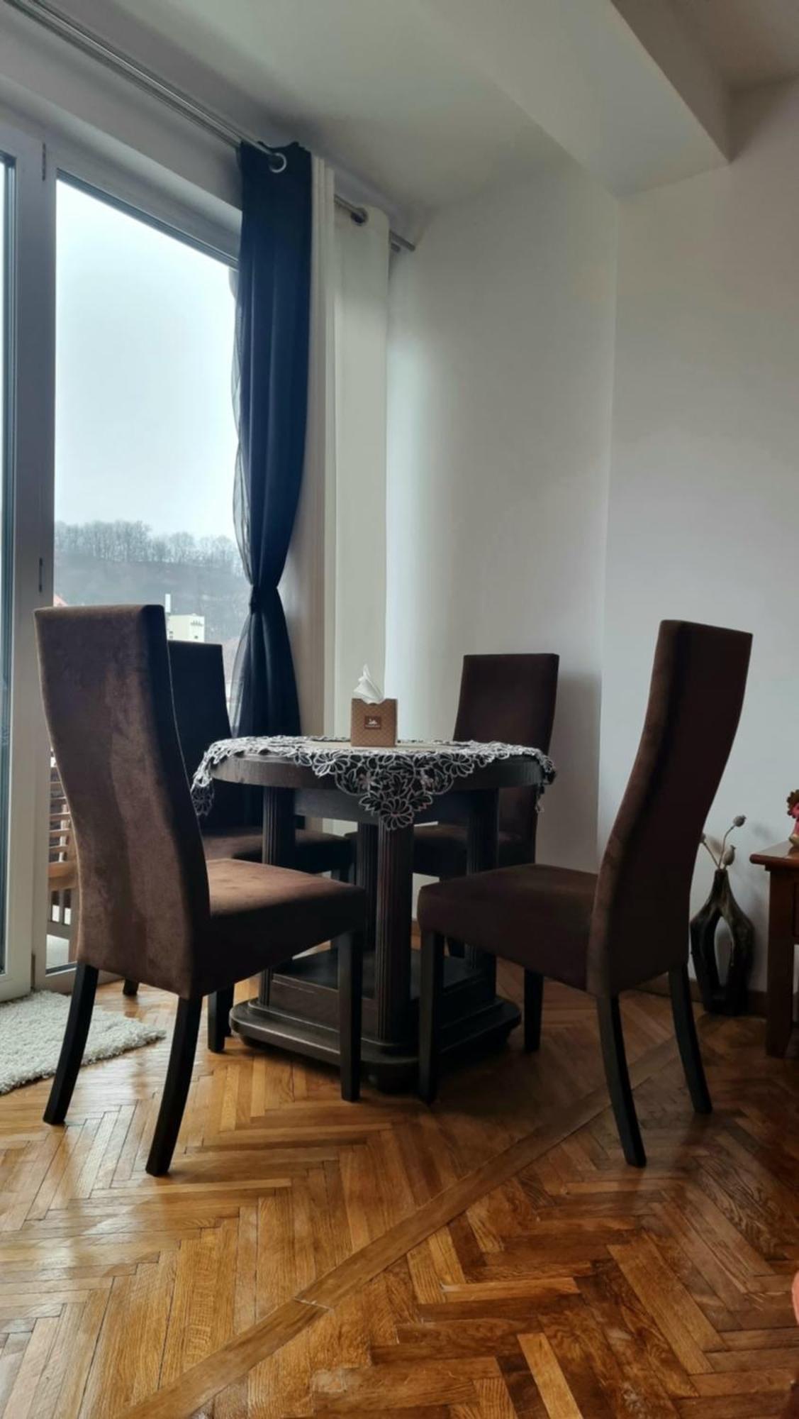 Appartement Toma Boutique à Braşov Extérieur photo